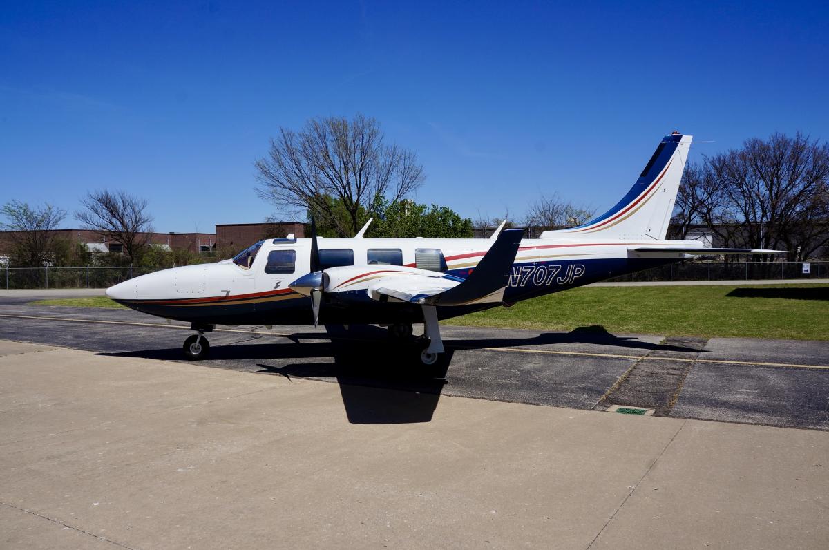 1984 Aerostar 700P Photo 7