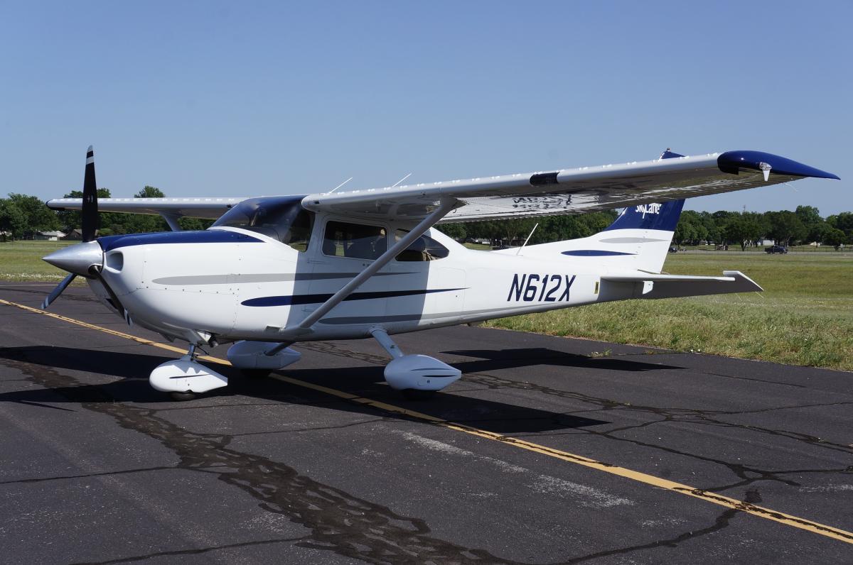 2003 Cessna Turbo 182T Skylane Photo 4