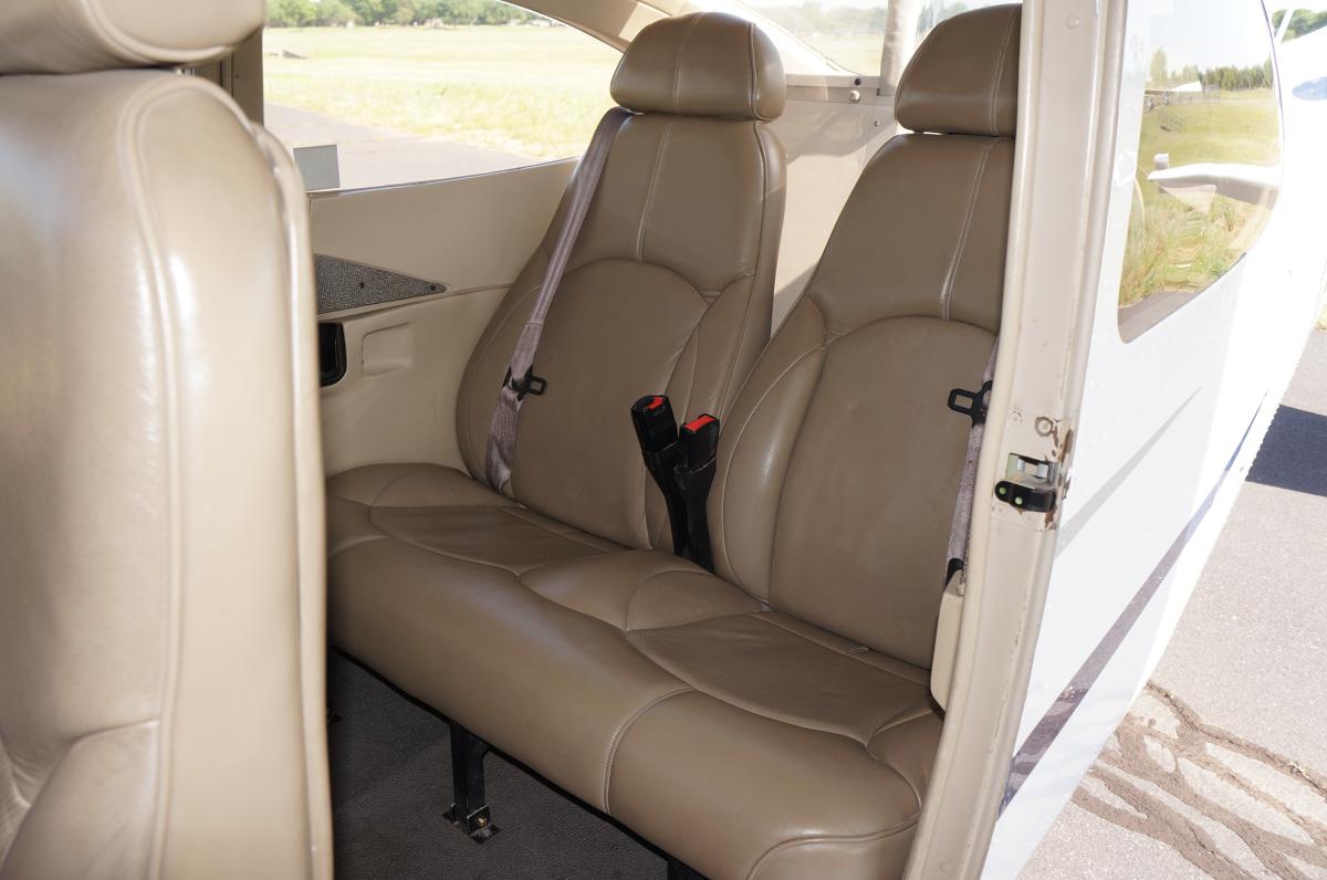 2003 Cessna Turbo 182T Skylane Photo 4