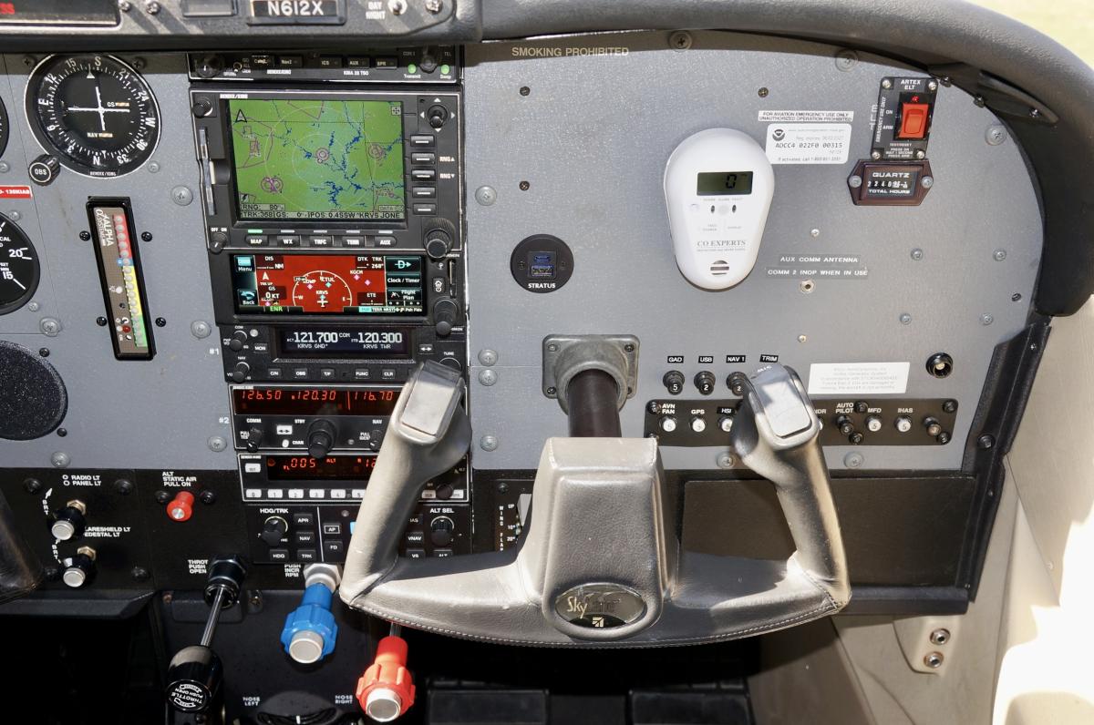 2003 Cessna Turbo 182T Skylane Photo 4