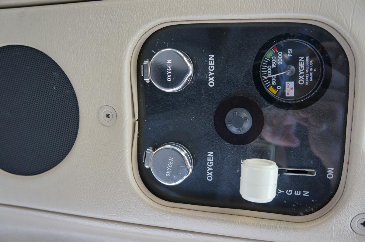 2003 Cessna Turbo 182T Skylane Photo 4