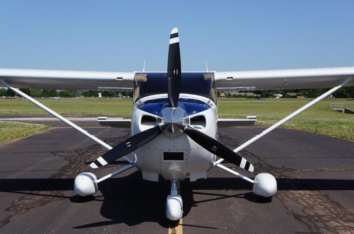 2003 Cessna Turbo 182T Skylane Photo 3