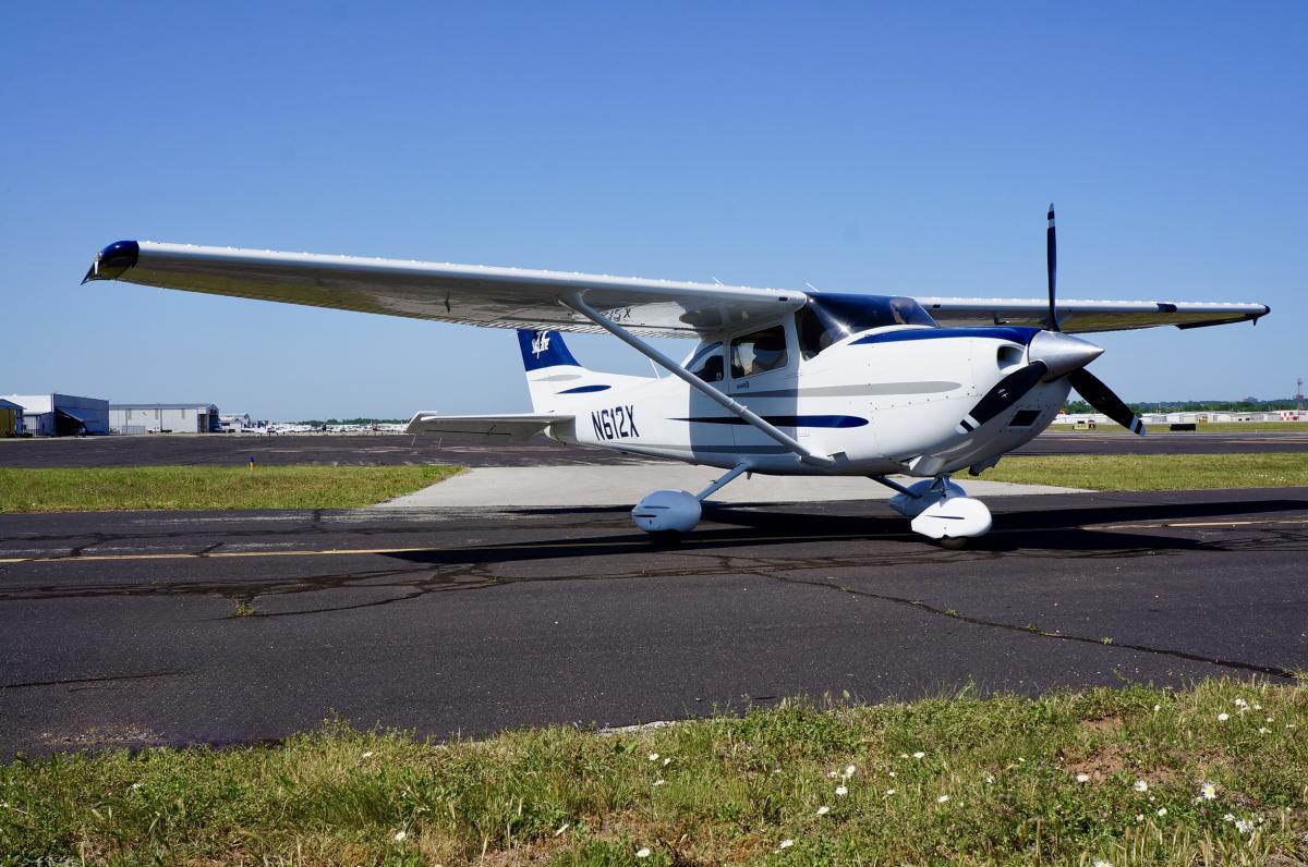 2003 Cessna Turbo 182T Skylane Photo 4