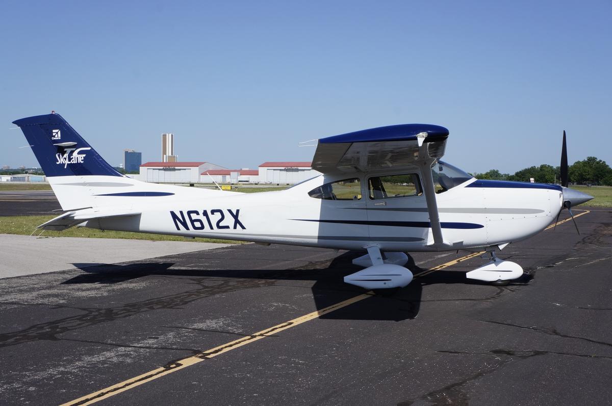 2003 Cessna Turbo 182T Skylane Photo 6