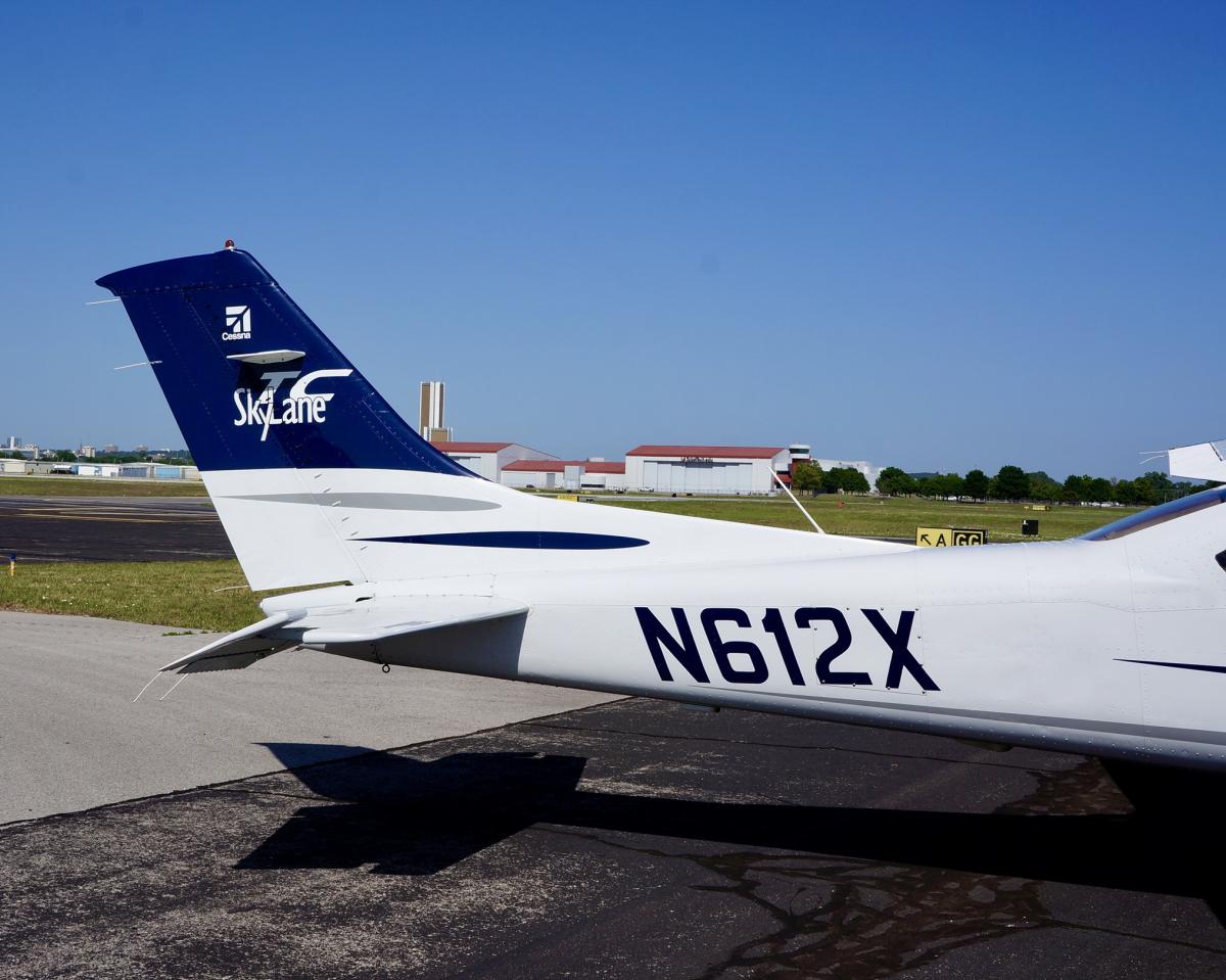 2003 Cessna Turbo 182T Skylane Photo 3