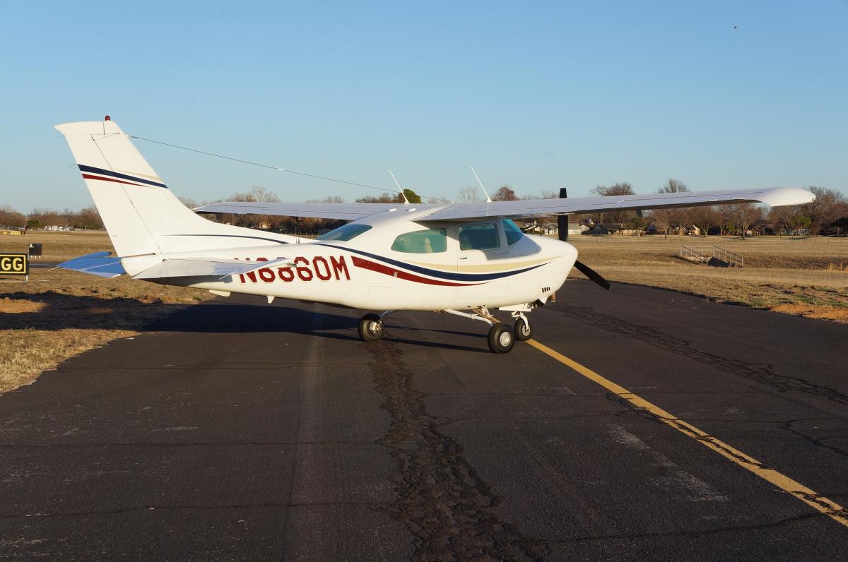 1977 Cessna Turbo 210 Photo 4