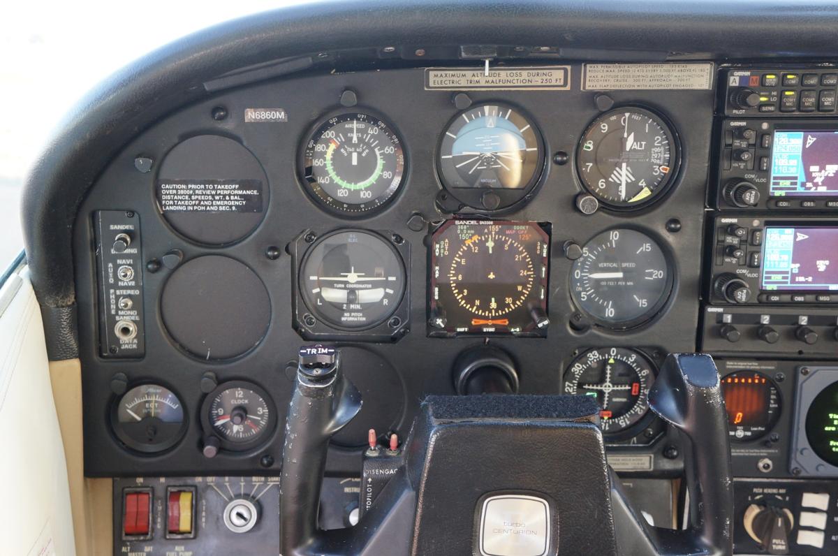 1977 Cessna Turbo 210 Photo 4