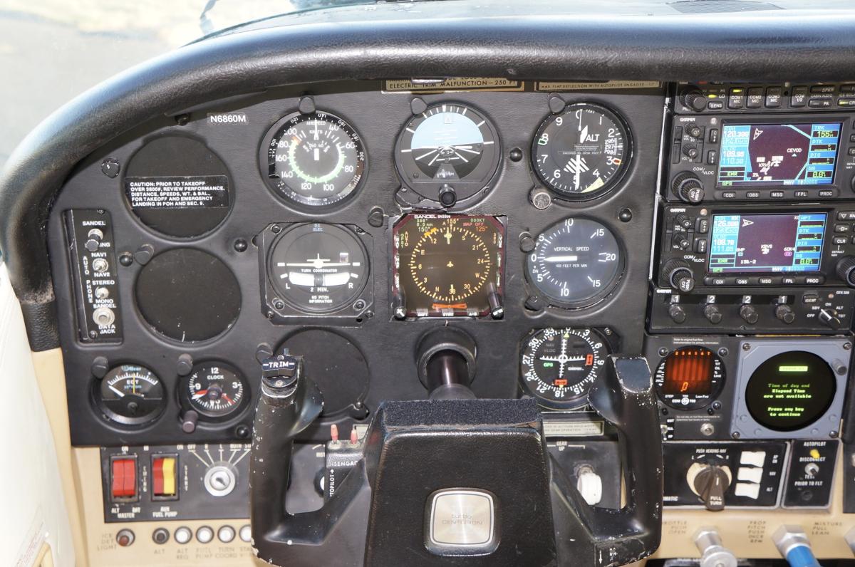 1977 Cessna Turbo 210 Photo 5