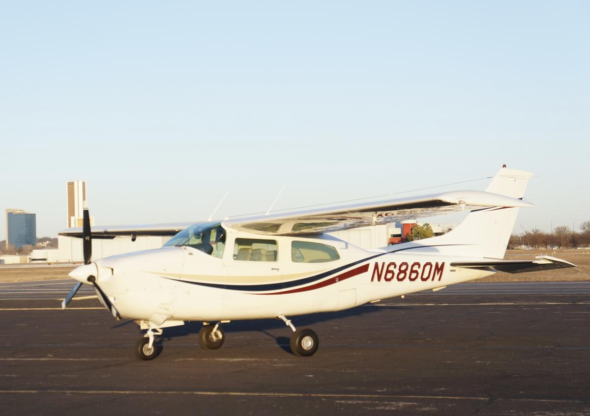 1977 Cessna Turbo 210 Photo 3