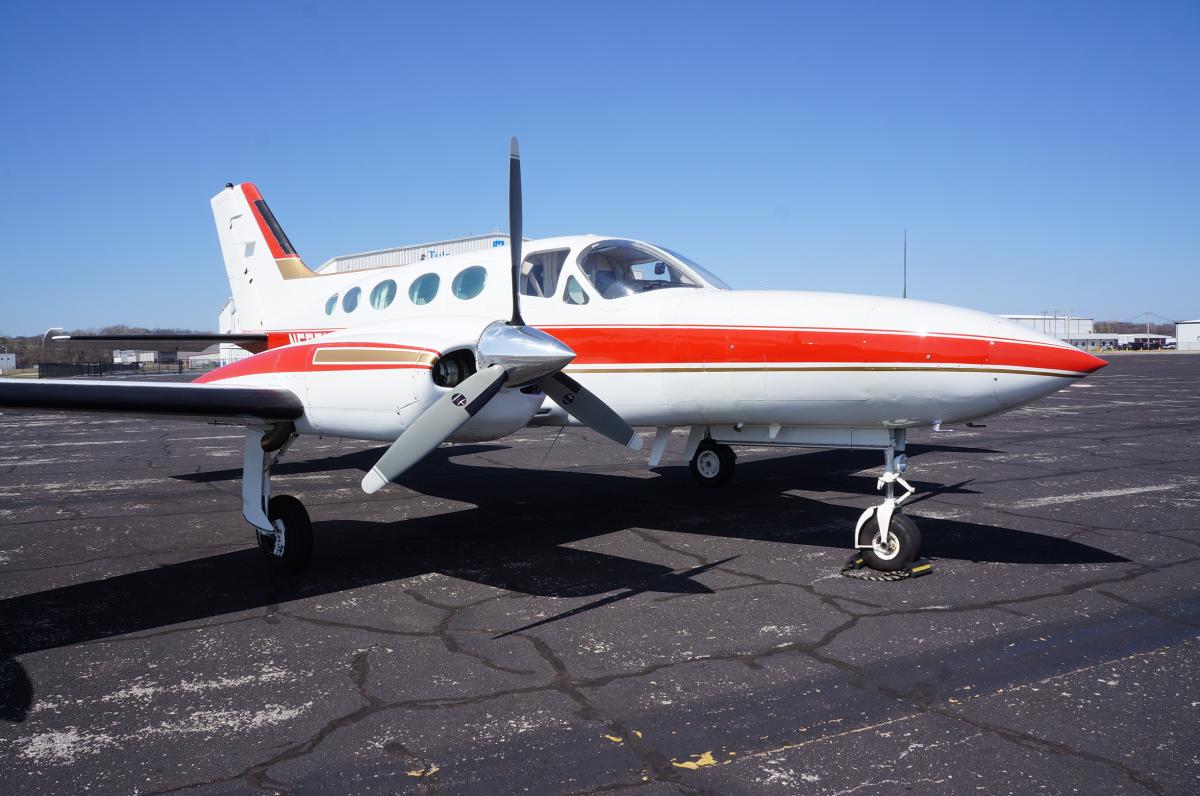 1974 Cessna 421B Photo 2