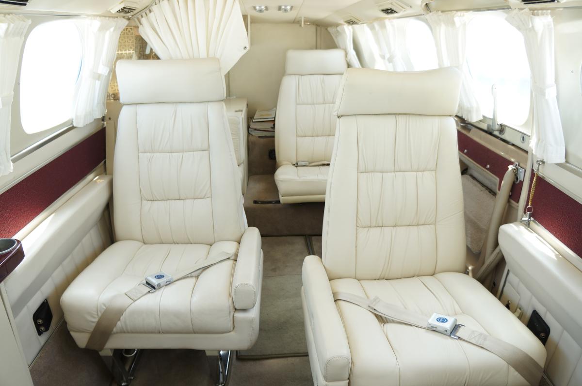 1974 Cessna 421B Photo 2