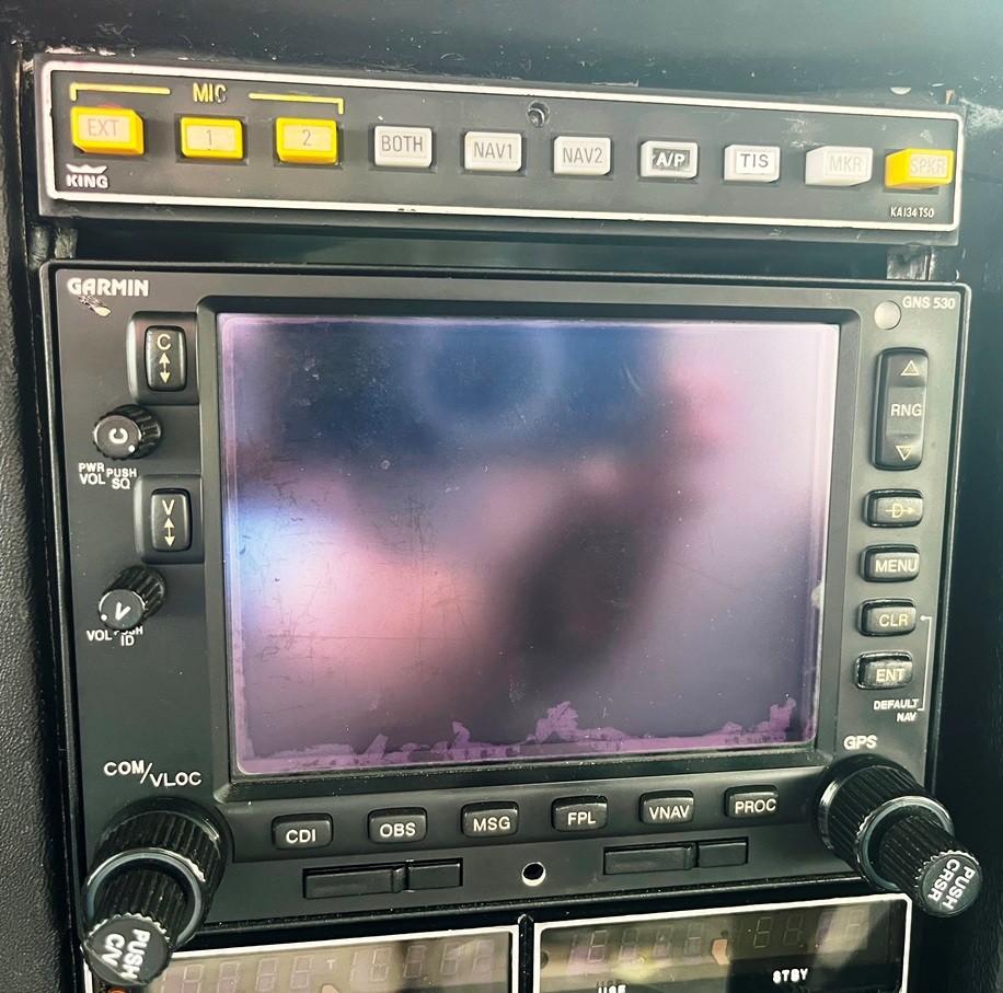 1977 Cessna 210M Photo 6