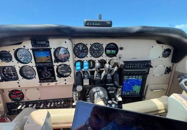 1965 Beech B55 Baron  Photo 4