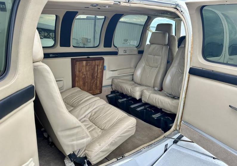 1984 BEECHCRAFT B36TC Photo 5