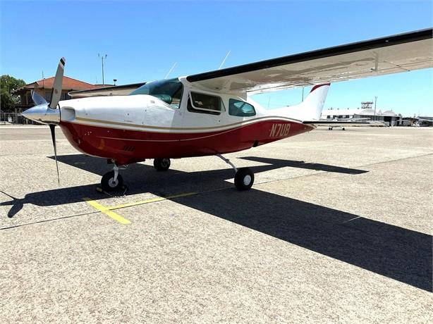 1977 CESSNA TURBO 210 Photo 2