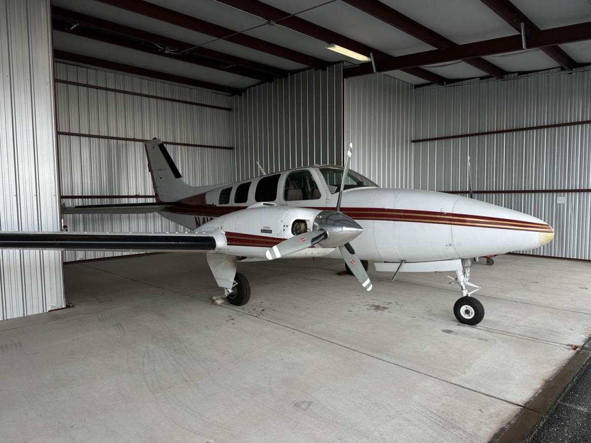 1974 Beech Baron 58 Photo 2