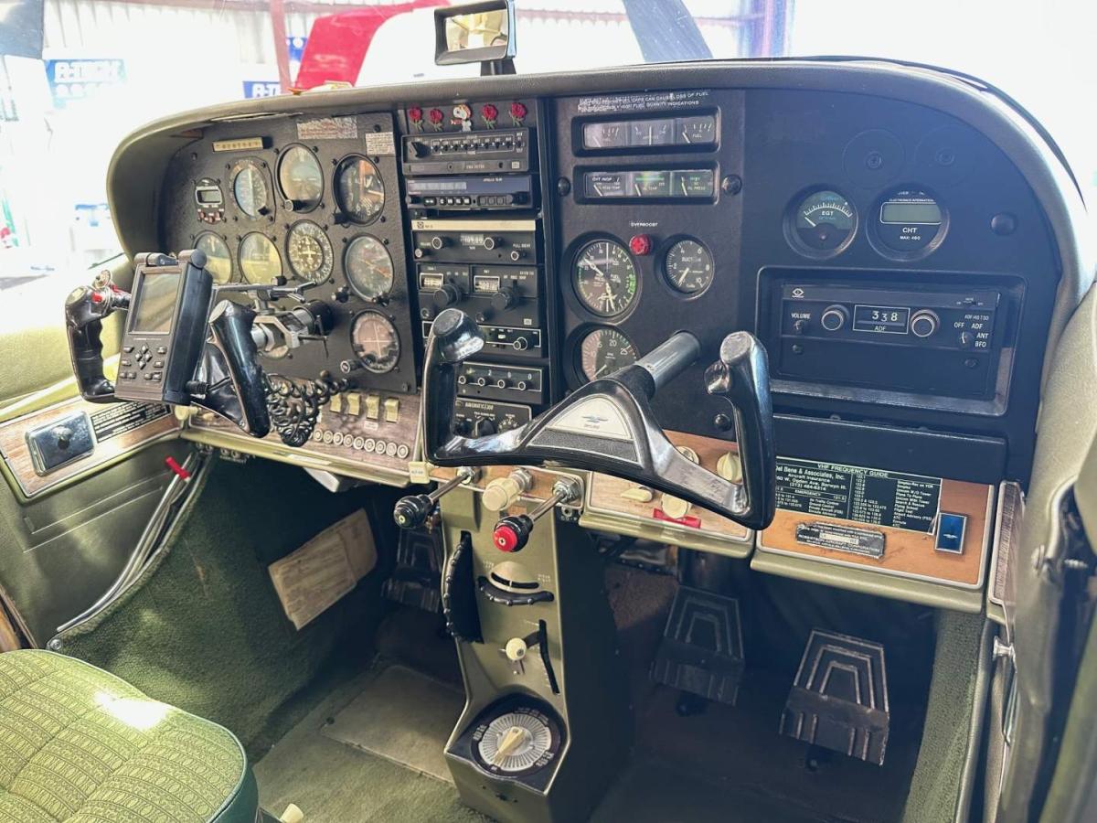 1967 Cessna 182K Photo 6
