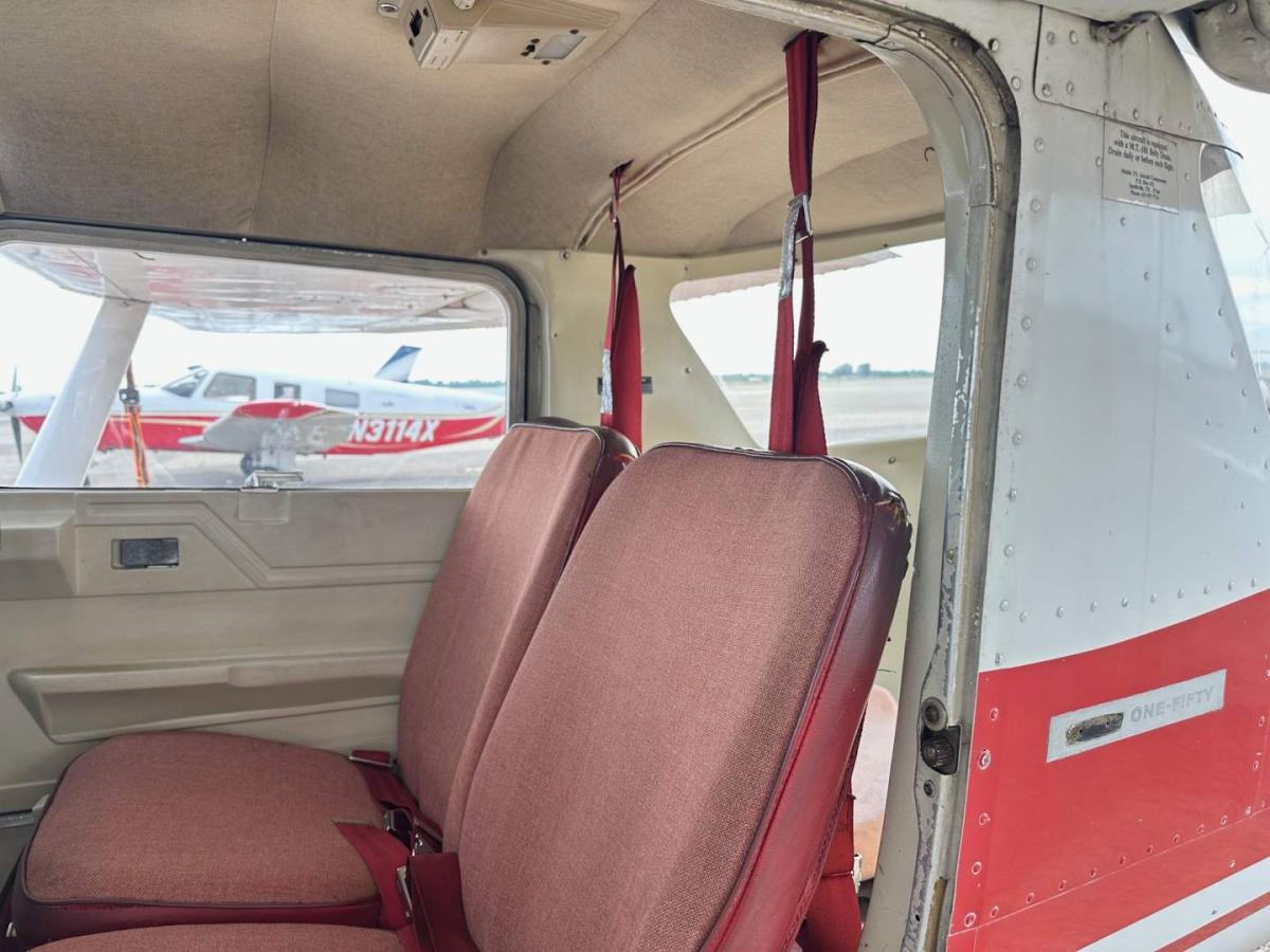 1966 Cessna 150F Photo 4