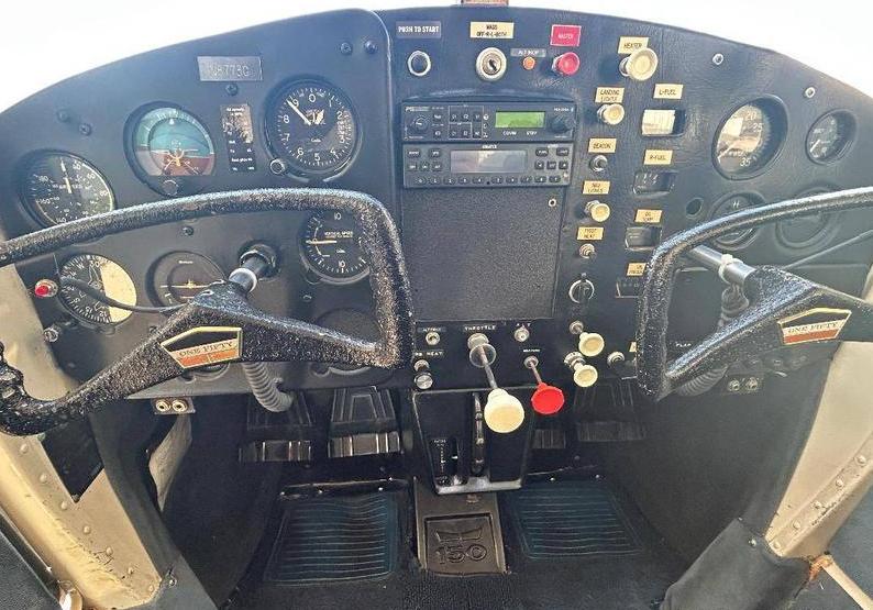 1966 Cessna 150F Photo 4