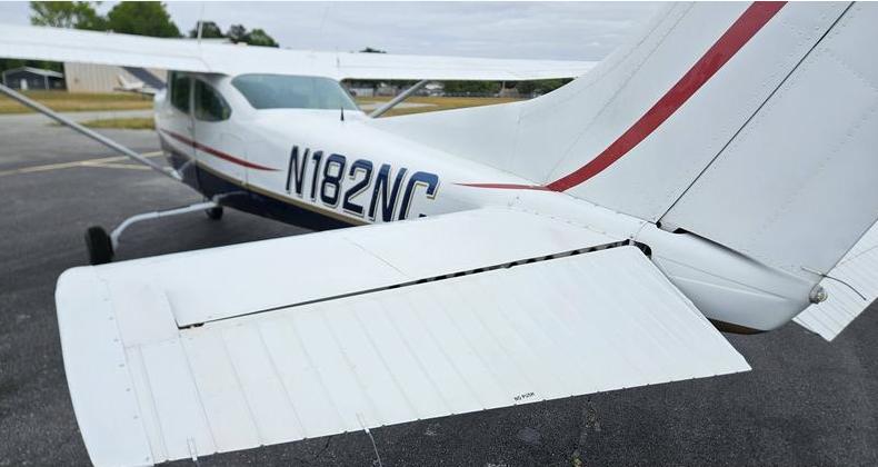 1979 Cessna R182 Photo 2