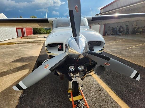 1983 CESSNA P210N Photo 2