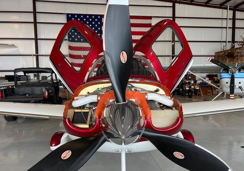 2007 Cirrus SR22 G3X Photo 6