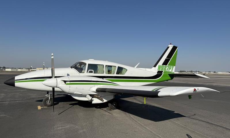 1976 Piper Aztec F Photo 2