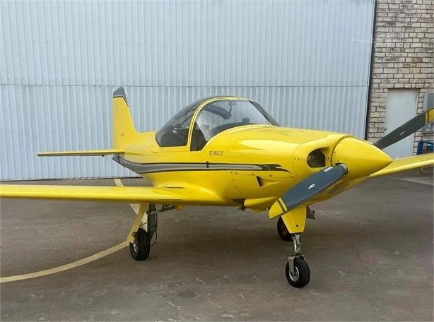 2004 SEQUOIA FALCO F8 Photo 2