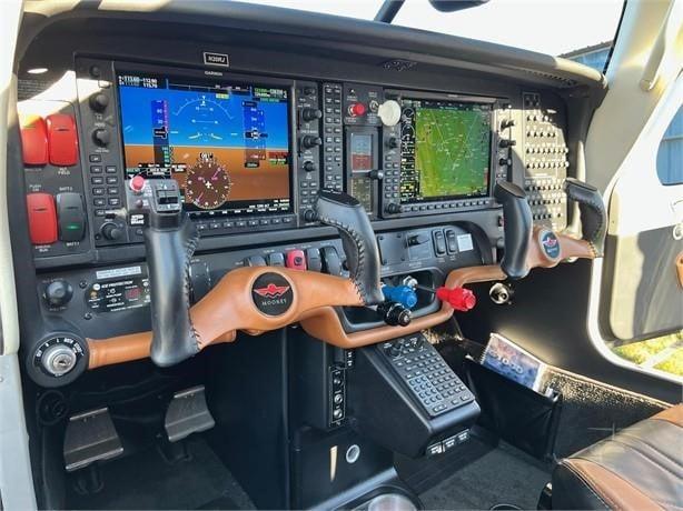 2018 MOONEY M20U OVATION ULTRA Photo 3
