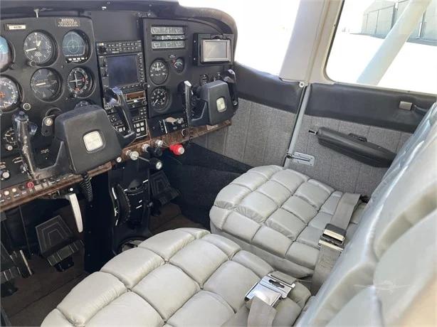 1975 CESSNA 182P SKYLANE Photo 5