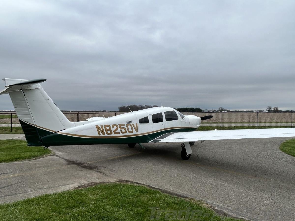 1980 PIPER ARROW IV Photo 4