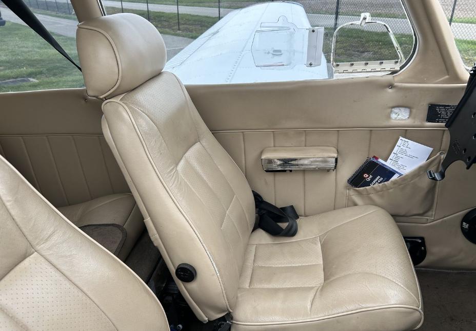 1980 PIPER ARROW IV Photo 7