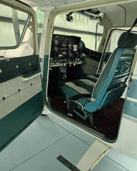 1966 Cessna 182 Skylane Photo 4