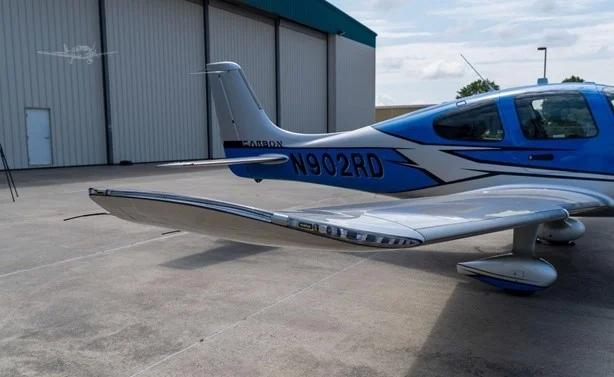 2018 CIRRUS SR22-G6 TURBO Photo 3