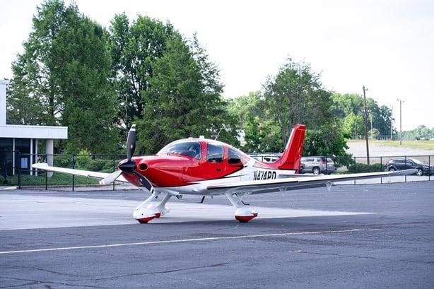 2020 CIRRUS SR22-G6 Photo 3