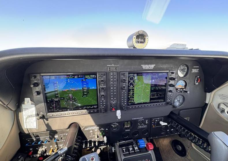 2014 BEECHCRAFT G36 Photo 3