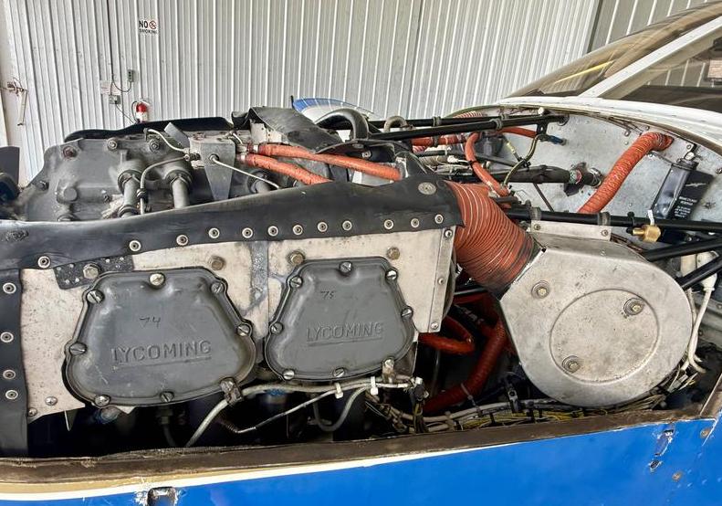 2002 Piper Arrow III Photo 7