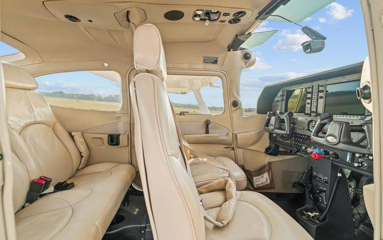 2006 Cessna T182T Photo 6