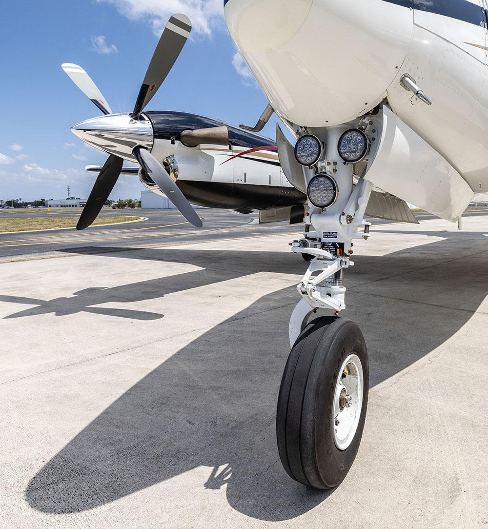 1988 Beech King Air B200 Photo 4