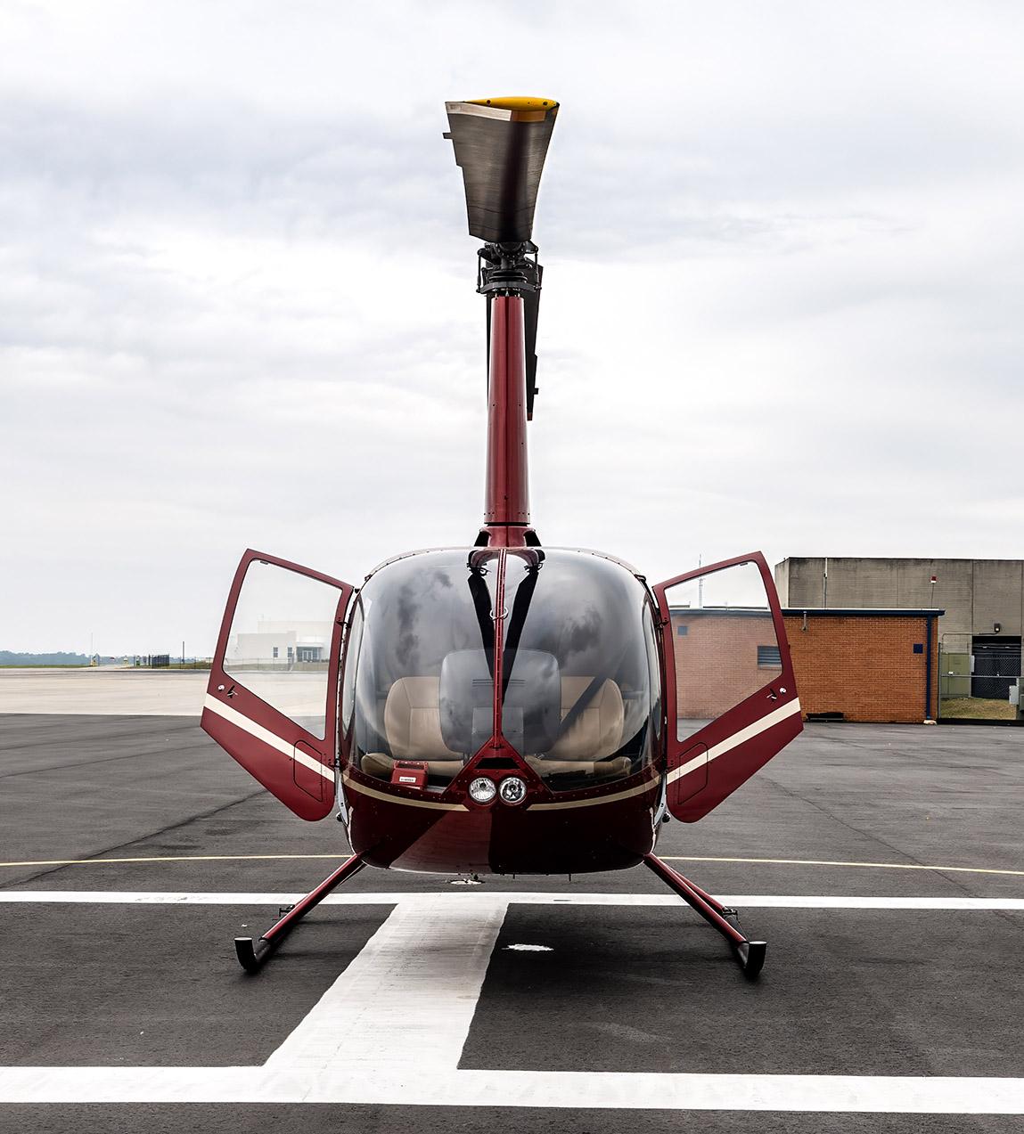 2017 Robinson R66 Photo 7