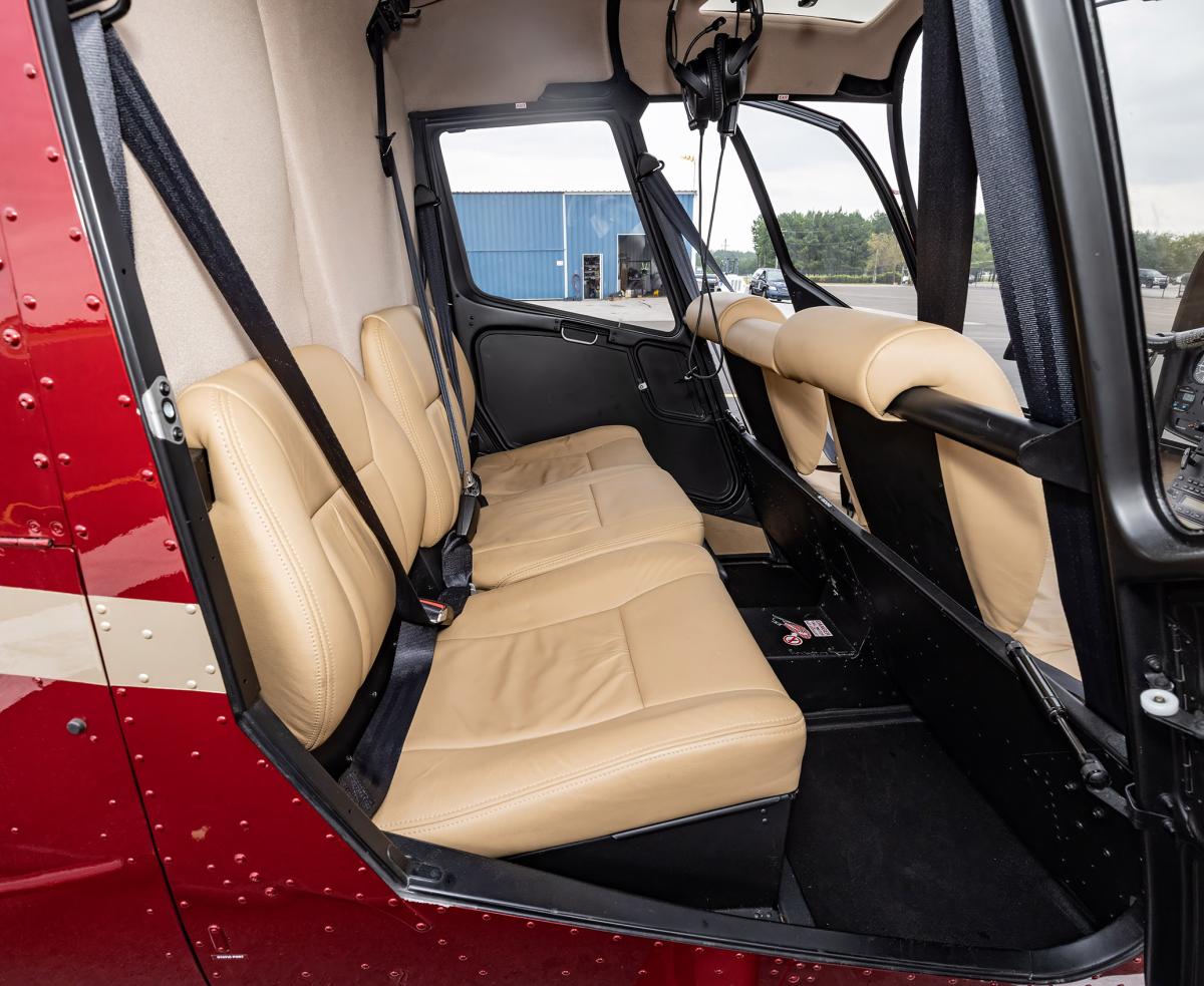 2017 Robinson R66 Photo 3