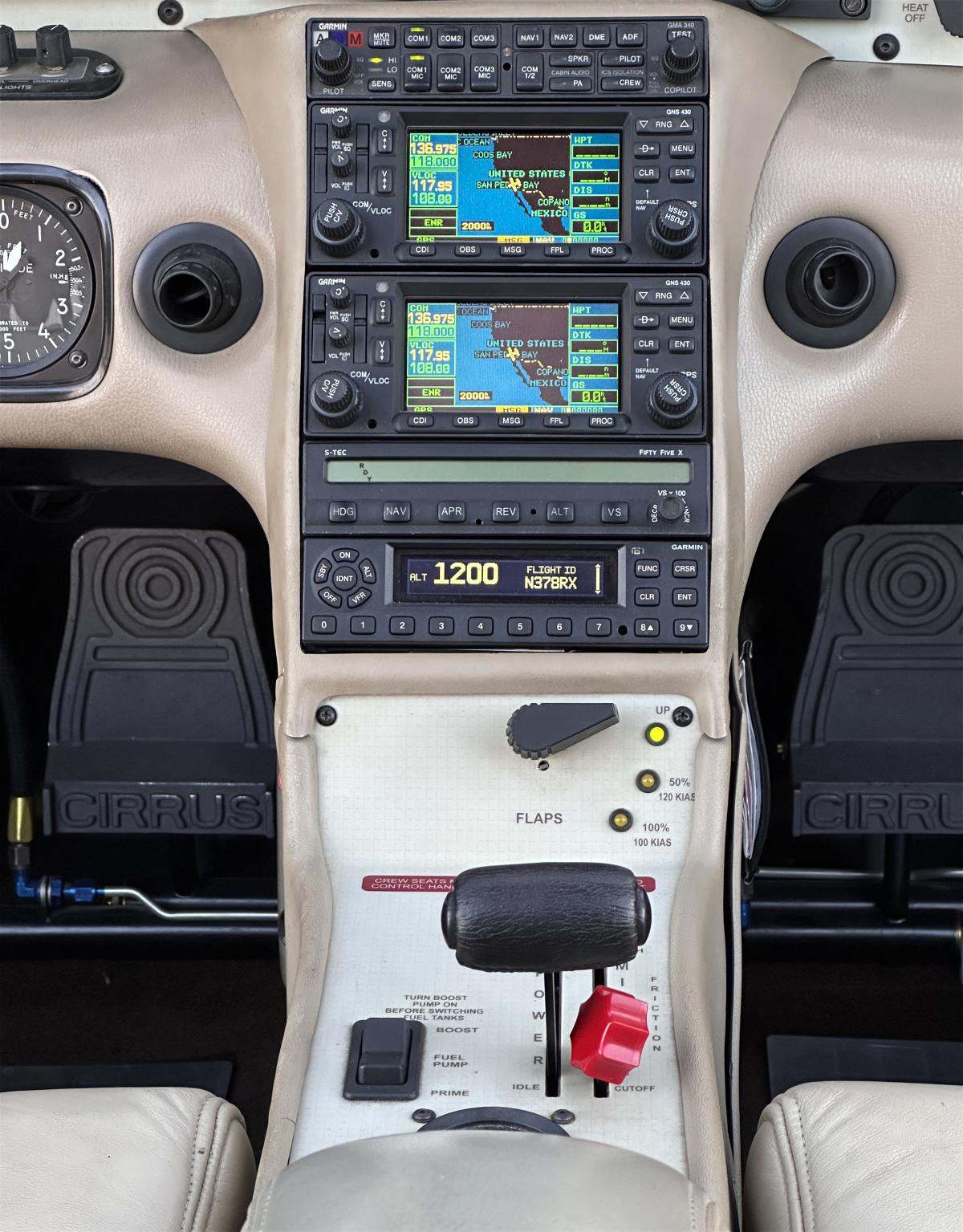 2004 CIRRUS SR20 Photo 7