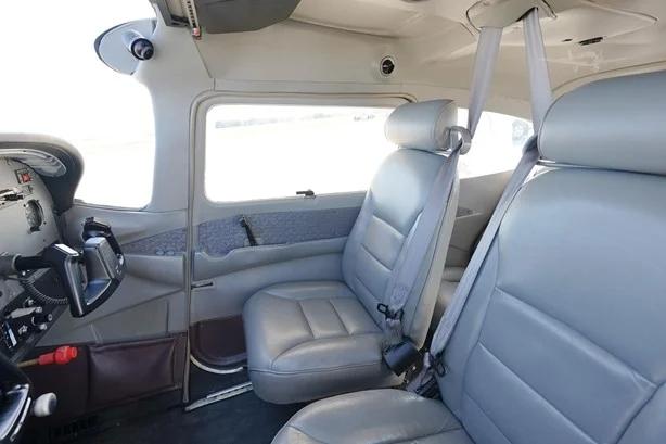 1999 CESSNA 182S SKYLANE Photo 4