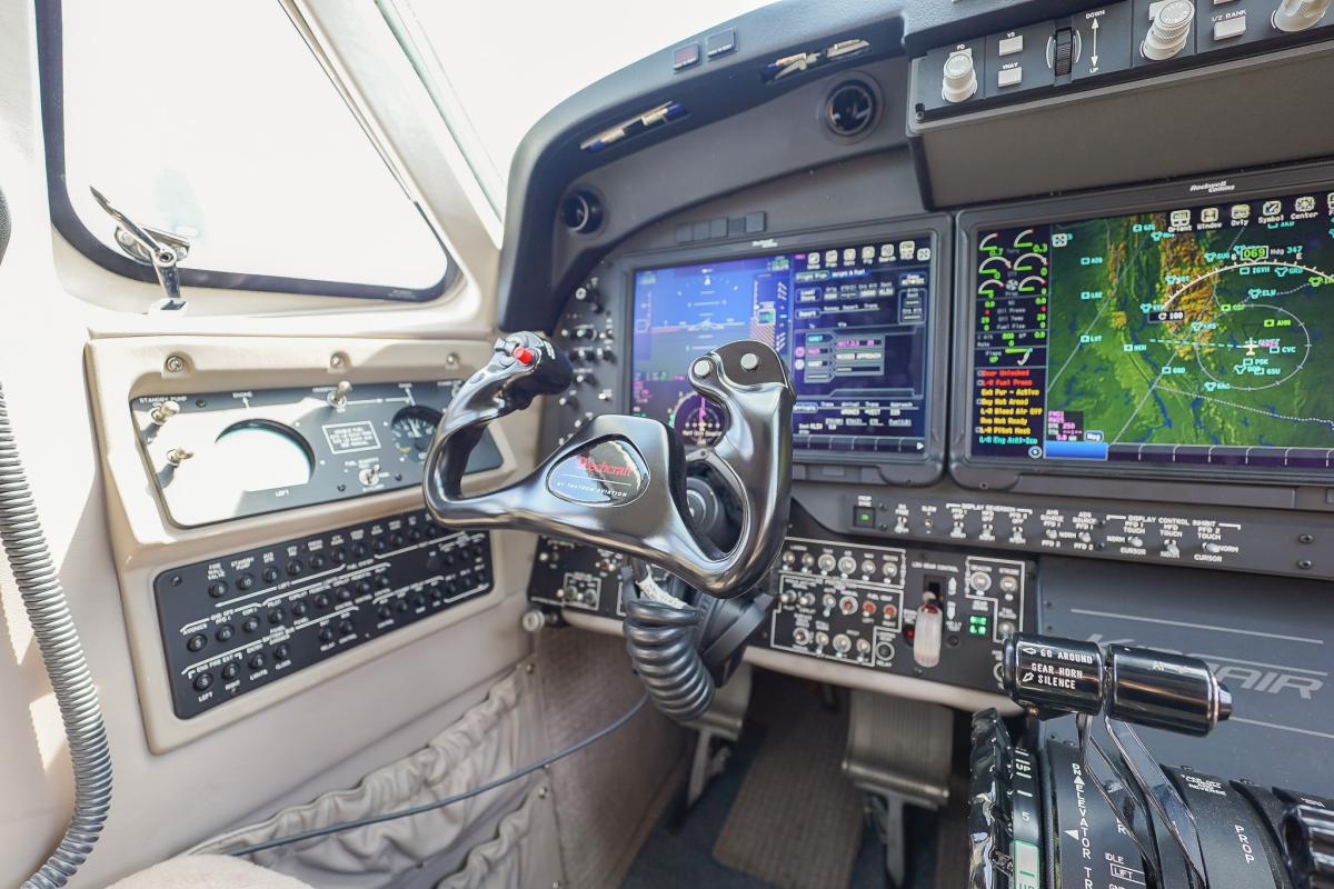 2023 SUPER KING AIR 360 Photo 6