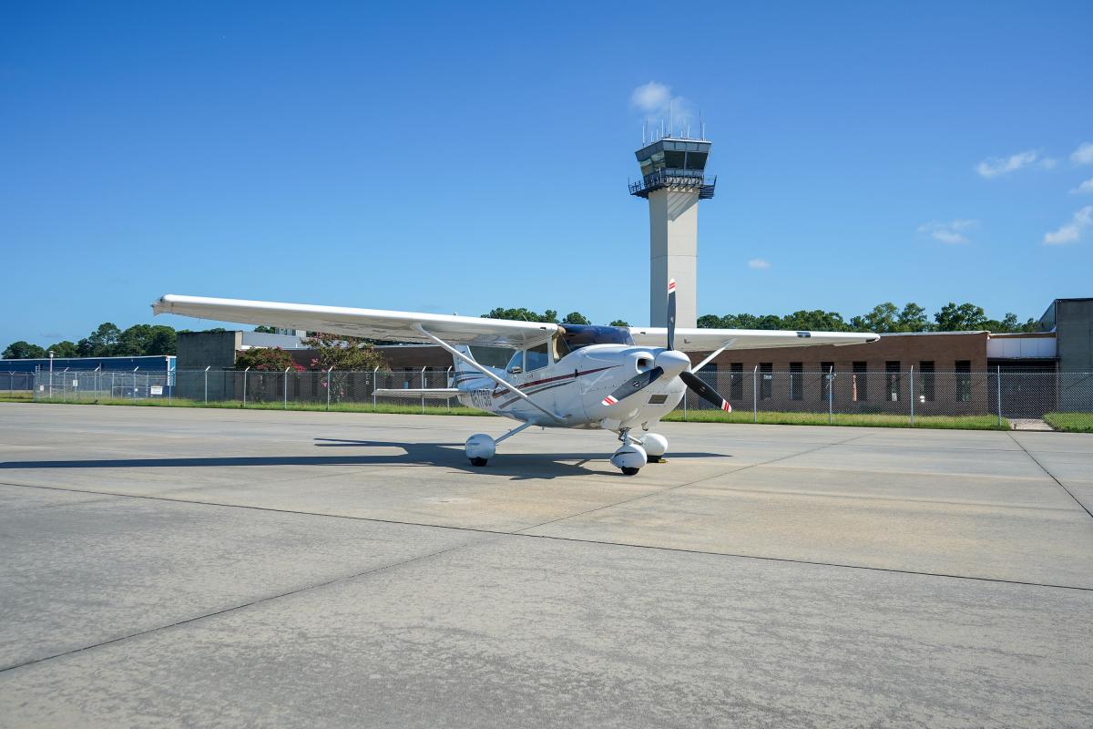 2002 CESSNA TURBO T182T Photo 5