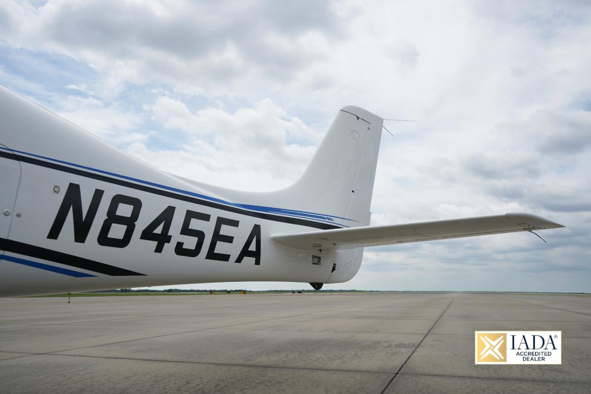 2022 CIRRUS SR20 G6 Photo 2