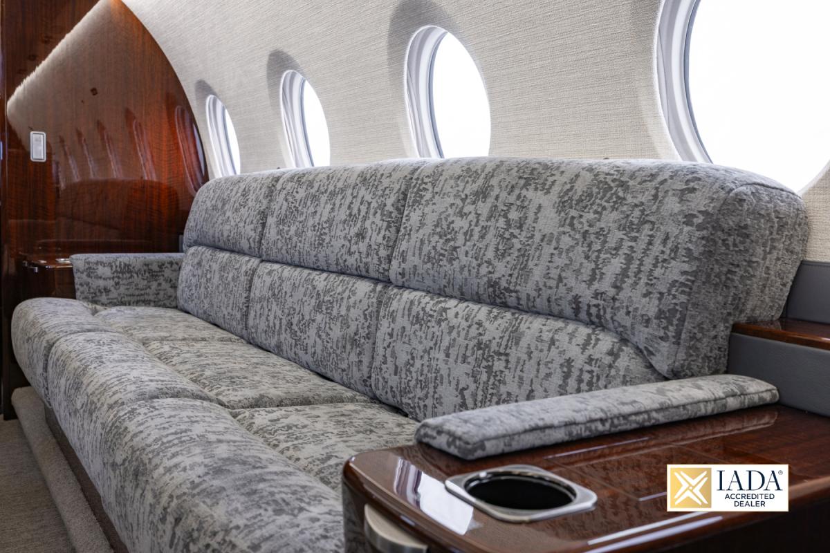 2013 (EIS) GULFSTREAM G280 Photo 6