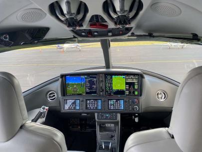 2019 CIRRUS VISION SF50-G2 Photo 2
