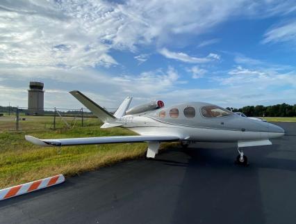 2019 CIRRUS VISION SF50-G2 Photo 3