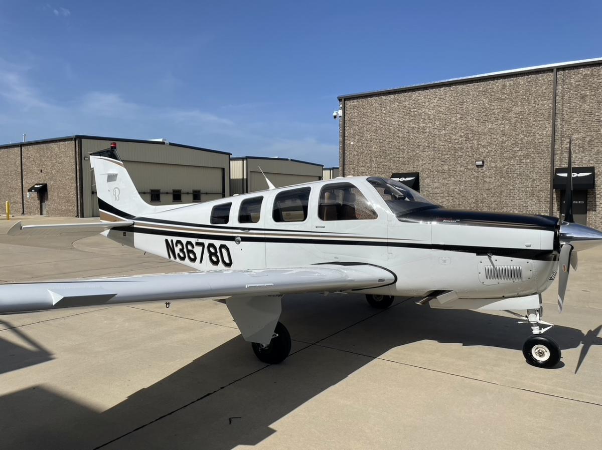 2006 BEECHCRAFT G36 BONANZA Photo 2